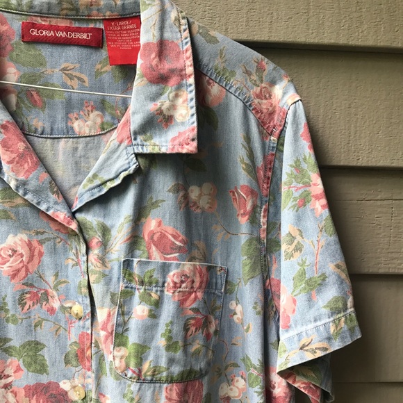 Vintage Gloria Vanderbilt floral shirt - Picture 2 of 3